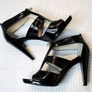 Mickael Kors Black Berkley Strap Sz 7 1/2